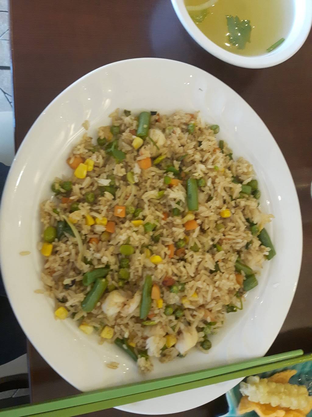 Pho Hoan | restaurant | 574 Montreal Rd, Ottawa, ON K1K 0T9, Canada | 6137481217 OR +1 613-748-1217