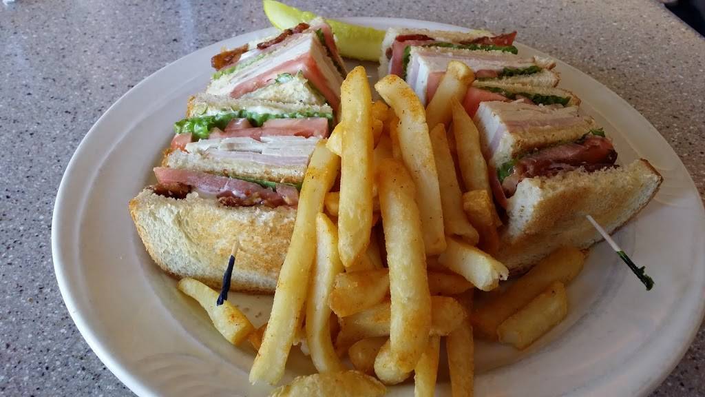 Deer Valley Airport Restaurant | restaurant | 702 W Deer Valley Rd, Phoenix, AZ 85027, USA | 6235825454 OR +1 623-582-5454