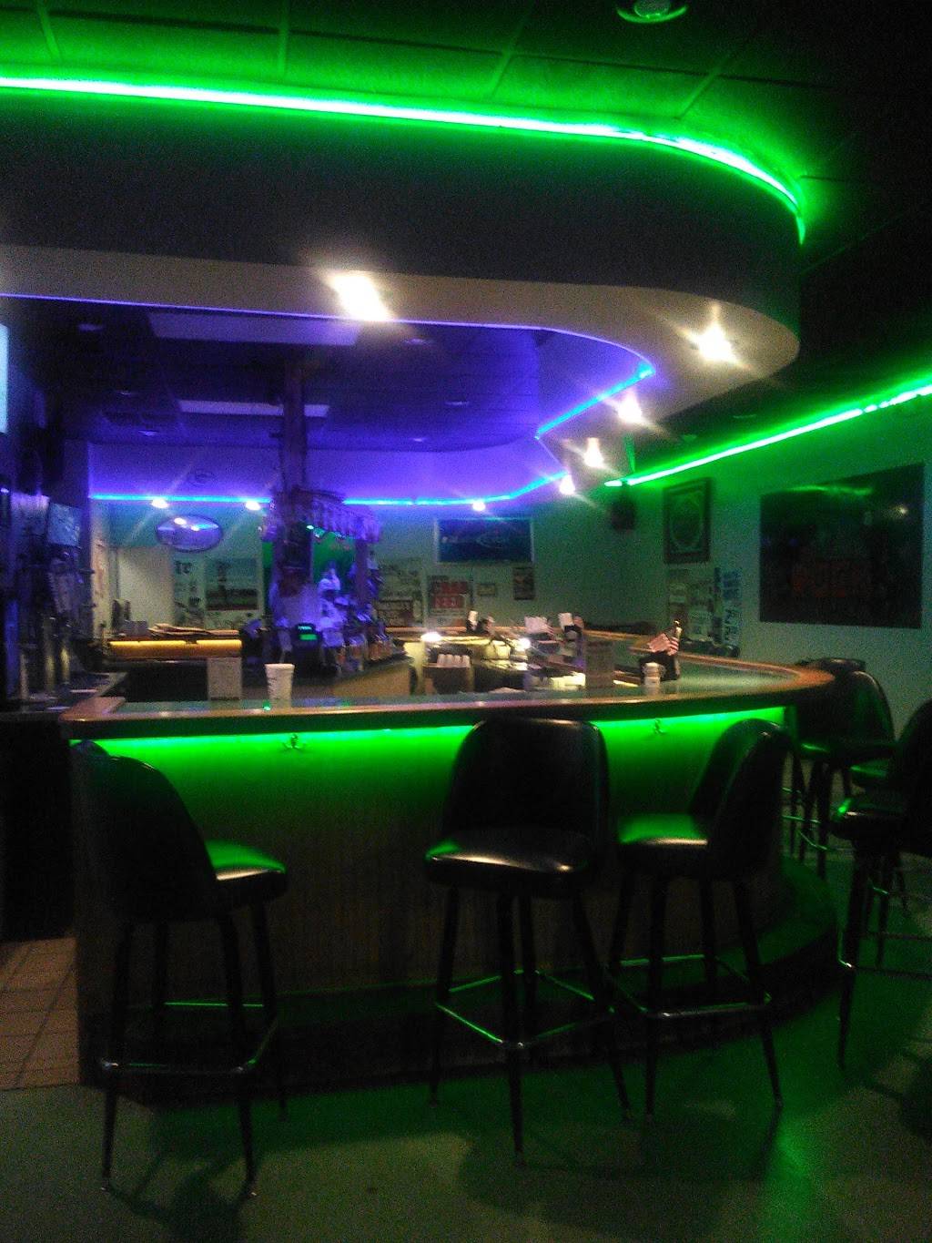 The Rock Sportsbar | restaurant | 2573 Williamsport Pike, Martinsburg, WV 25401, USA | 3042635558 OR +1 304-263-5558