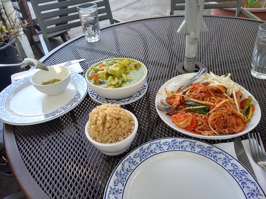 Thai Dish | restaurant | 801 N State St, Ukiah, CA 95482, USA | 7074620238 OR +1 707-462-0238