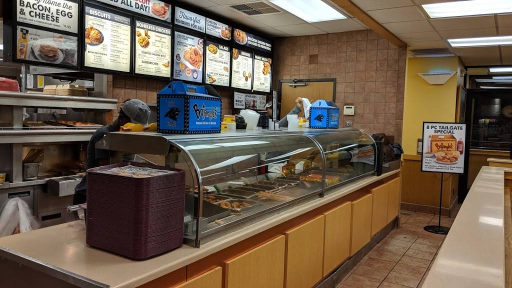 Bojangles Famous Chicken n Biscuits | restaurant | 6403 Burlington Rd, Whitsett, NC 27377, USA | 3364462014 OR +1 336-446-2014