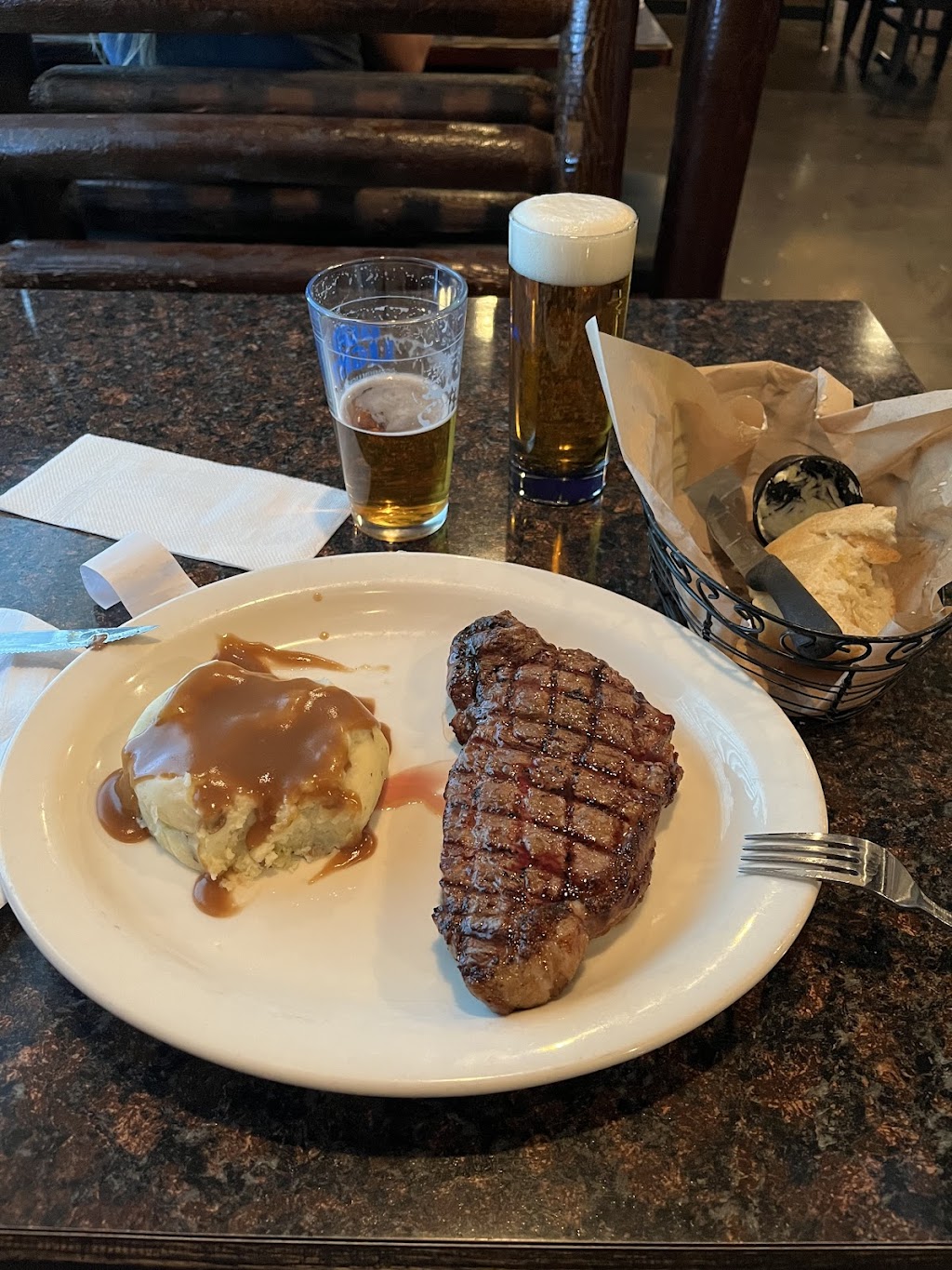 Kingman Chophouse | restaurant | 1851 Kino Ave, Kingman, AZ 86409, USA | 9287182292 OR +1 928-718-2292