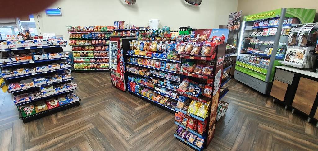 Krispy Krunchy Chicken | restaurant | 43411 Monroe St, Indio, CA 92201, USA | 7603421010 OR +1 760-342-1010