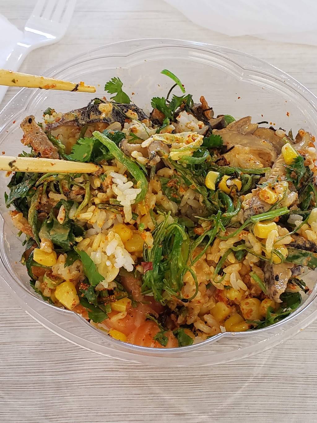 poke fresh sushi and sashimi | restaurant | 507 Dallas St, Houston, TX 77002, USA | 8324911386 OR +1 832-491-1386