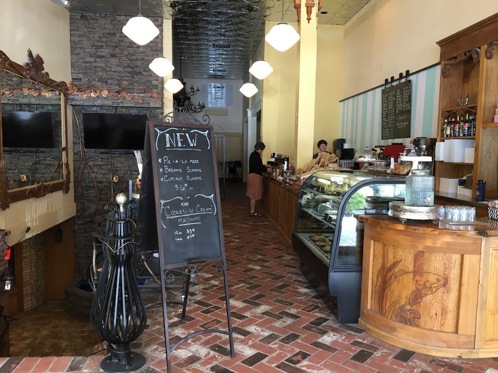 Le Bebe Cakes Bakery Cafe | bakery | 1101 Washington Ave, La Grande, OR 97850, USA | 5419632253 OR +1 541-963-2253