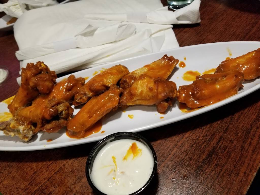 The Wing Company - Pembroke | restaurant | 707 W 3rd St, Pembroke, NC 28372, USA | 9105218627 OR +1 910-521-8627