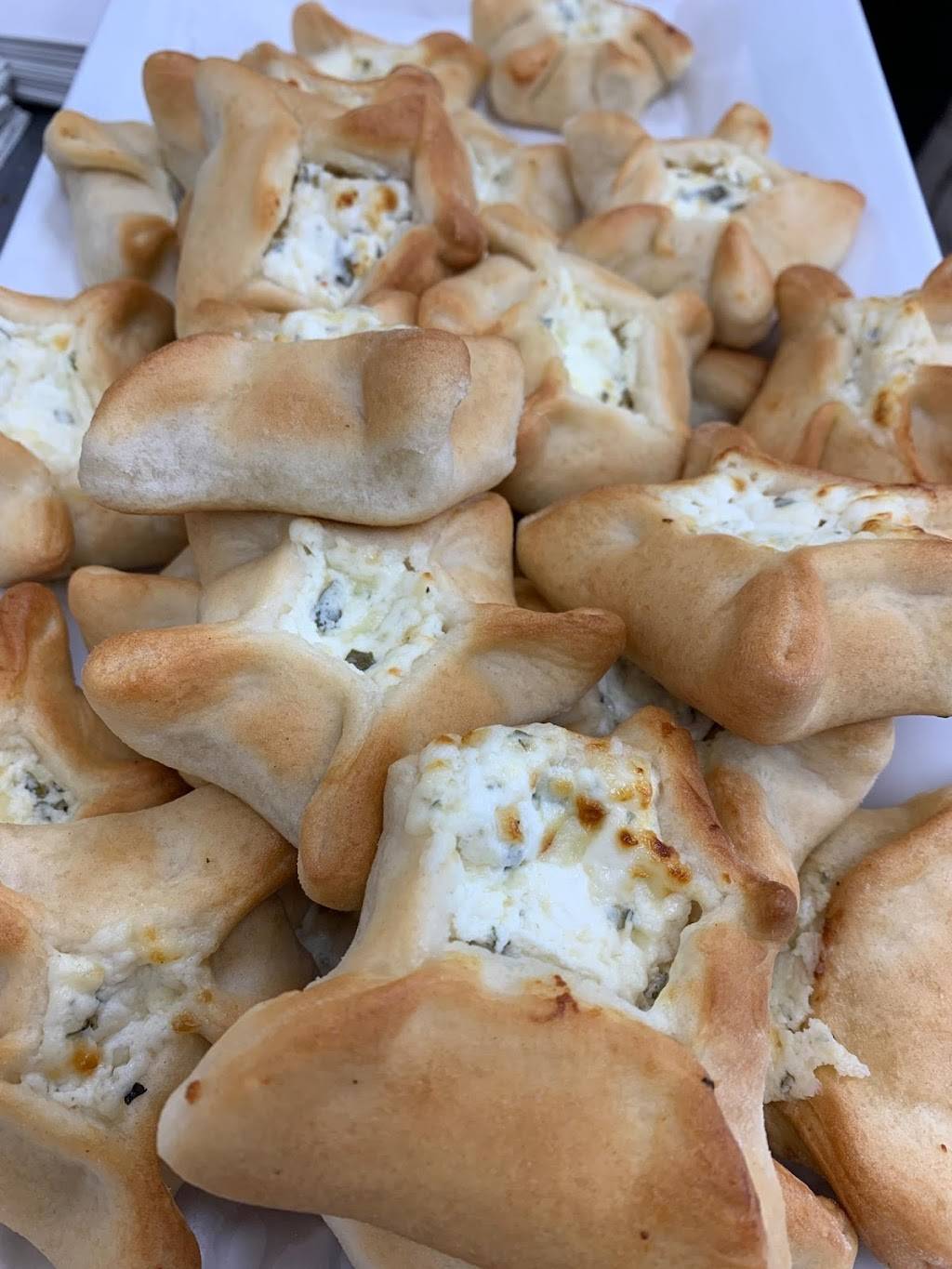 Chase Bakery | restaurant | 14540 Ford Rd, Dearborn, MI 48126, USA | 3139827878 OR +1 313-982-7878