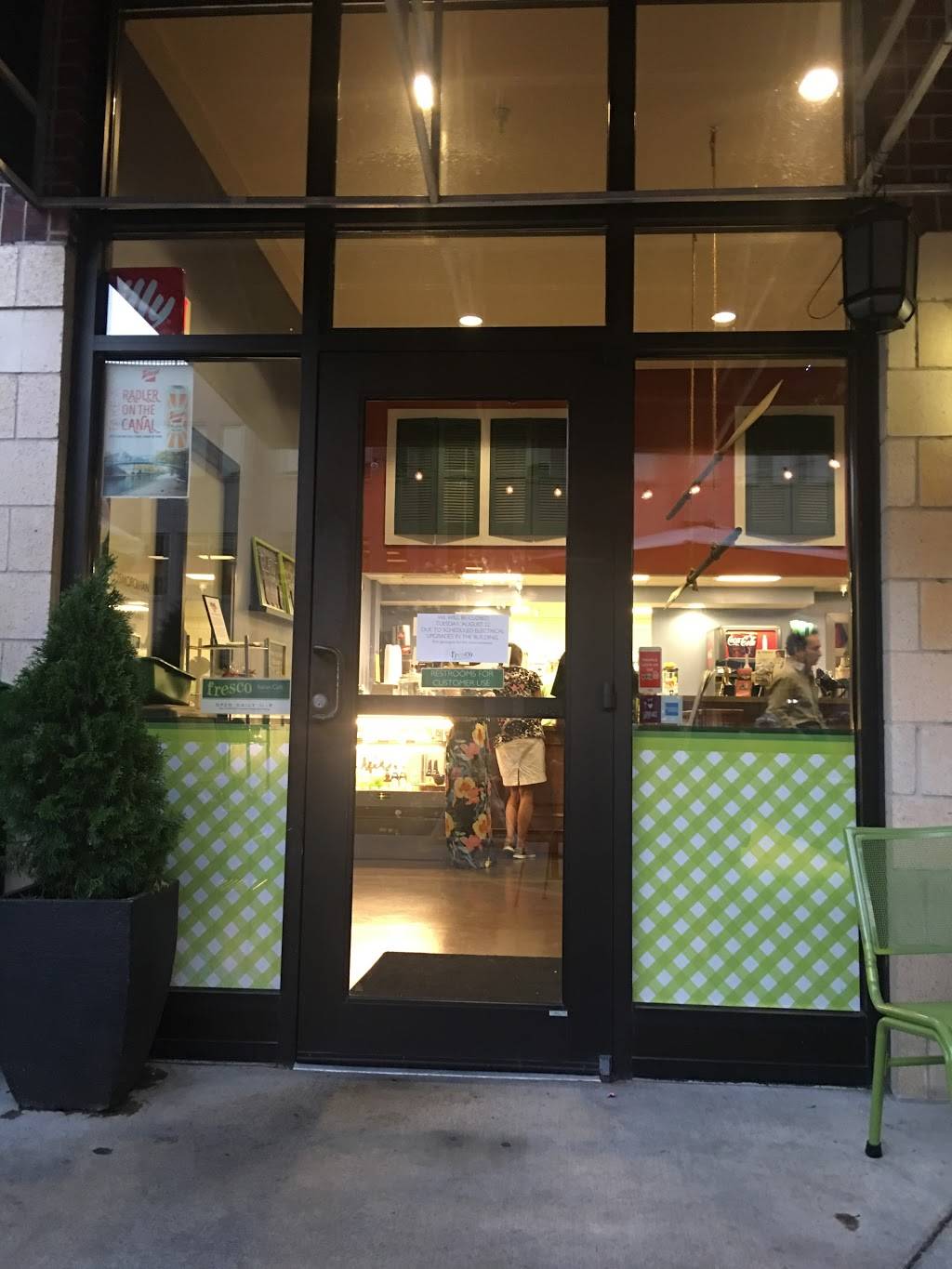 Fresco Italian Cafe on the Canal | cafe | Canal level; take steps down by Michigan St bridge, 340 W Michigan St, Indianapolis, IN 46202, USA | 3177979185 OR +1 317-797-9185