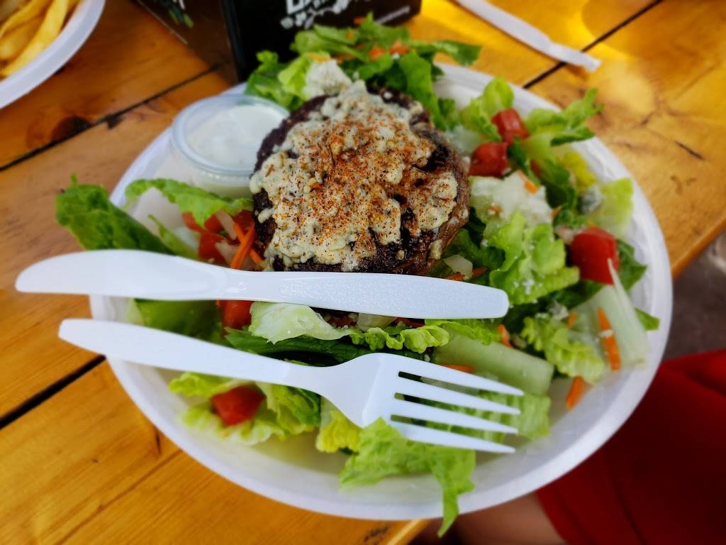 Paradise Grille | restaurant | 900 Gulf Way, Pass-a-Grille Beach, FL 33706, USA | 7279548957 OR +1 727-954-8957