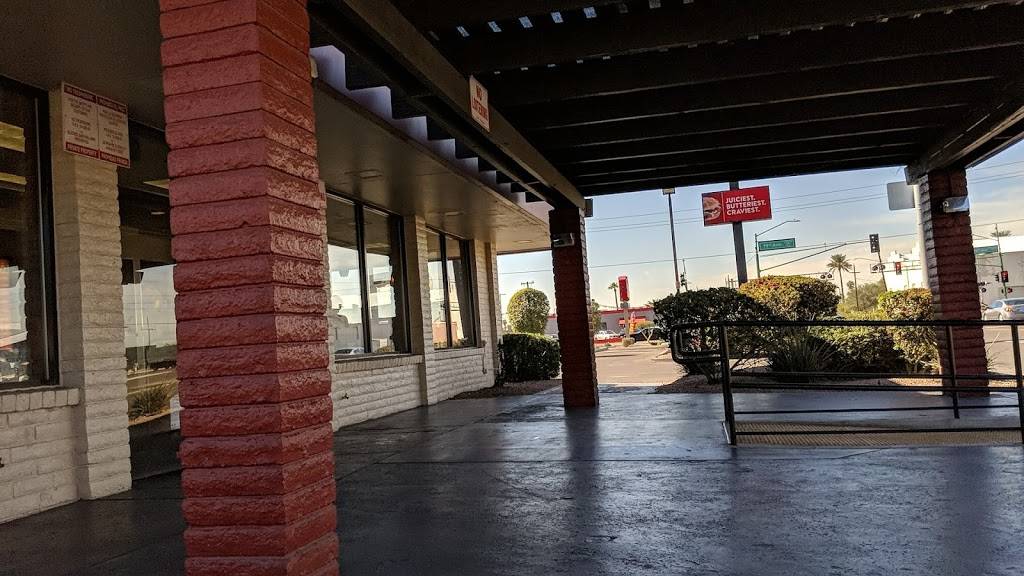 Jack in the Box | restaurant | 1833 W Van Buren St, Phoenix, AZ 85007, USA | 6022549324 OR +1 602-254-9324