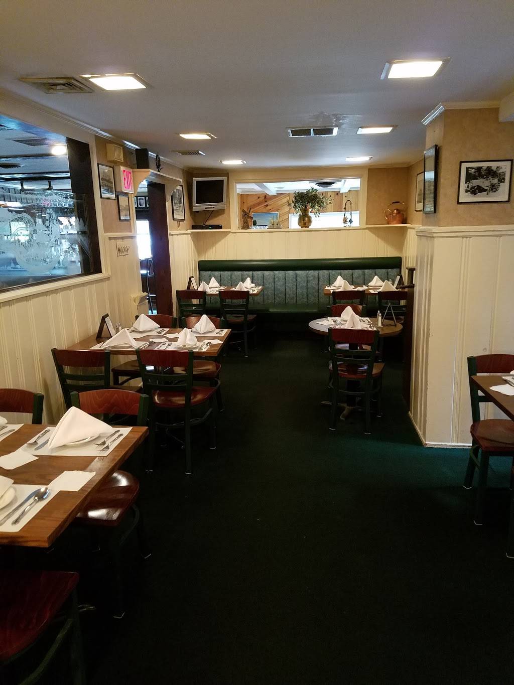 Belluscios Restaurant | restaurant | 352 Midland Ave, Rye, NY 10580, USA | 9149675634 OR +1 914-967-5634
