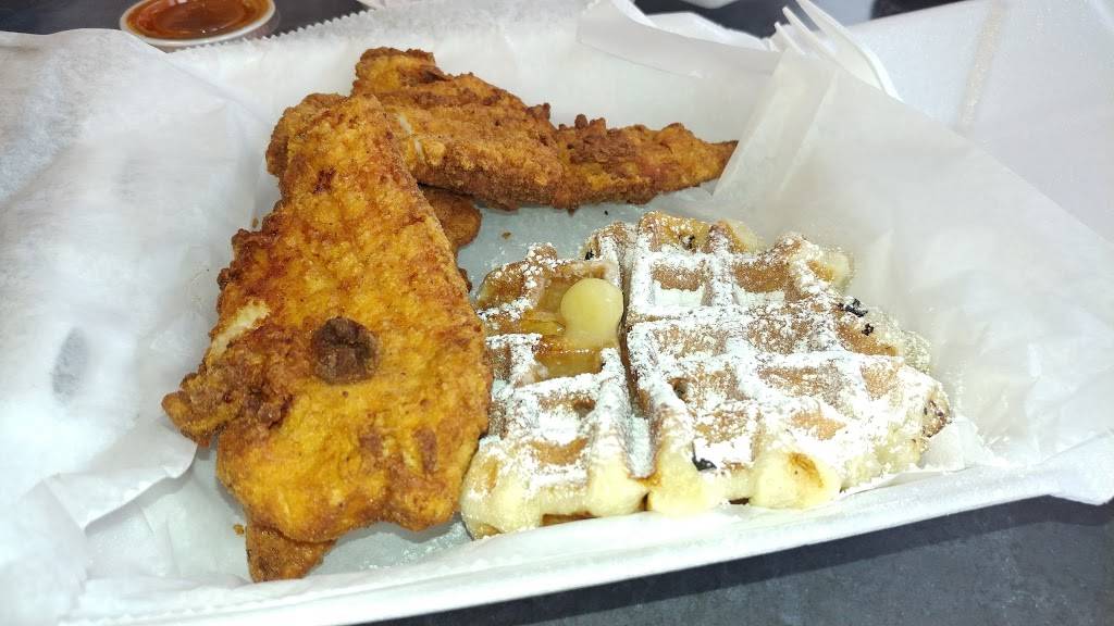Cheeks Chicken and Waffles | restaurant | 873 King Georges Rd, Fords, NJ 08863, USA | 7324868733 OR +1 732-486-8733