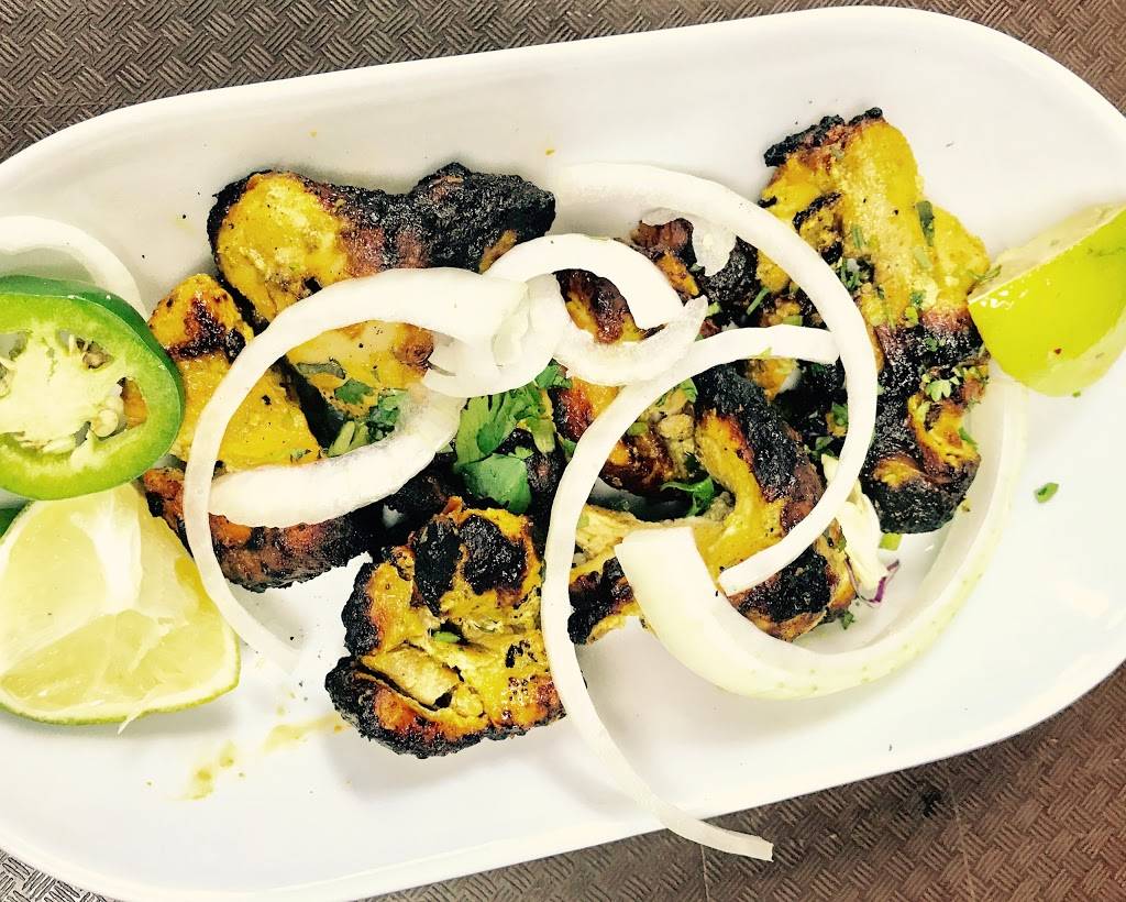 Shaahi Biryani | restaurant | 258 Town Center Ln, Glendale Heights, IL 60139, USA | 6306144546 OR +1 630-614-4546