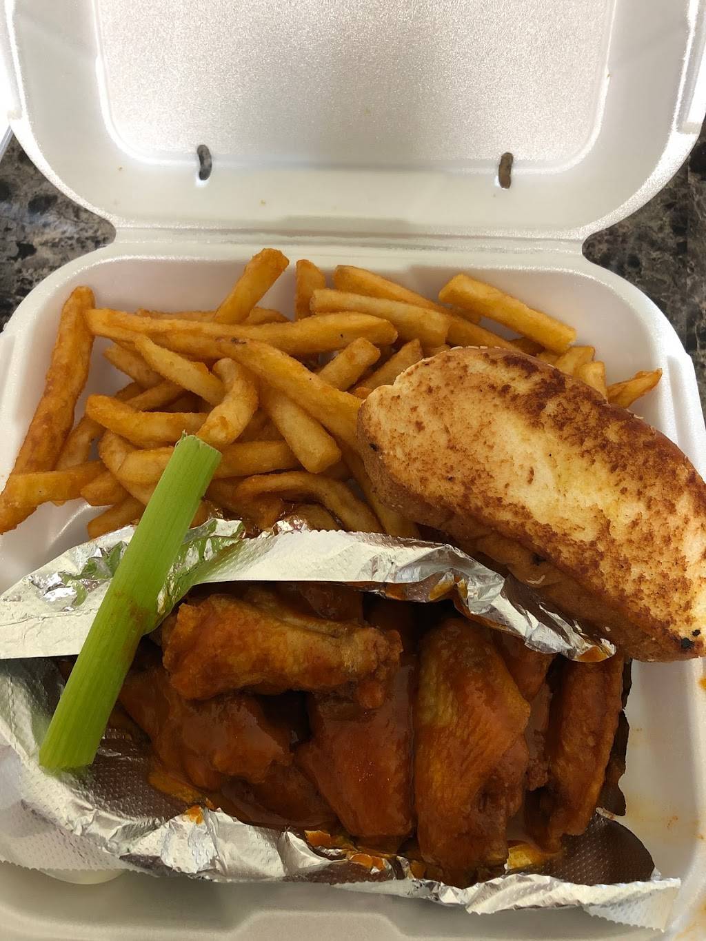 Roosters Restaurant | restaurant | 125 US-31, Athens, AL 35611, USA | 2562309001 OR +1 256-230-9001