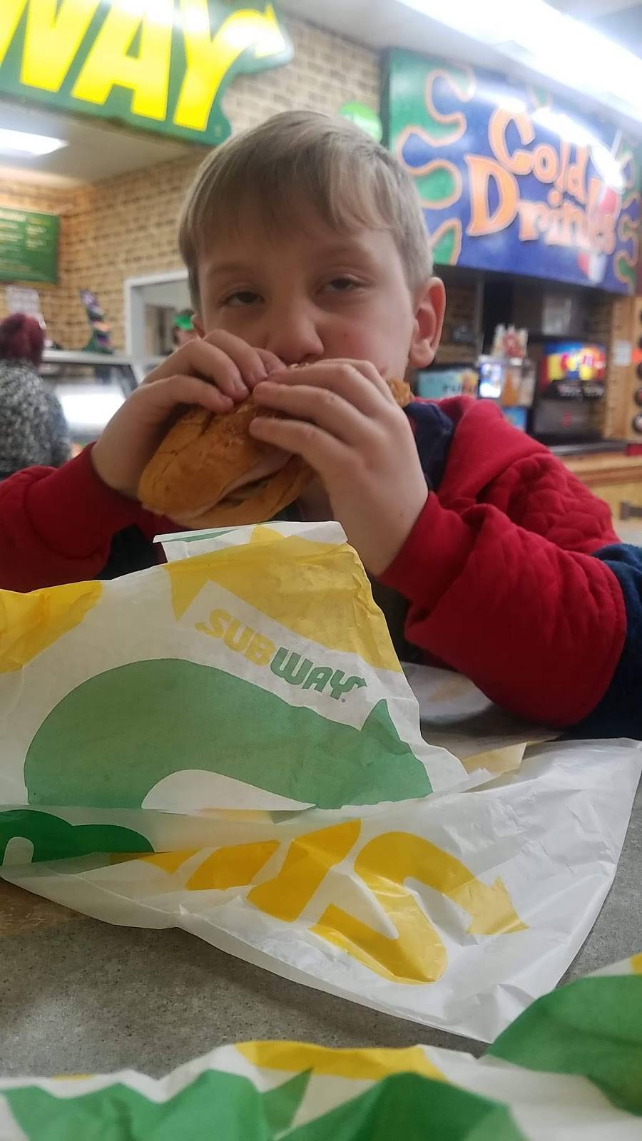 Subway | restaurant | 101 Clayton Forest Rd, Kernersville, NC 27284, USA | 3369929800 OR +1 336-992-9800