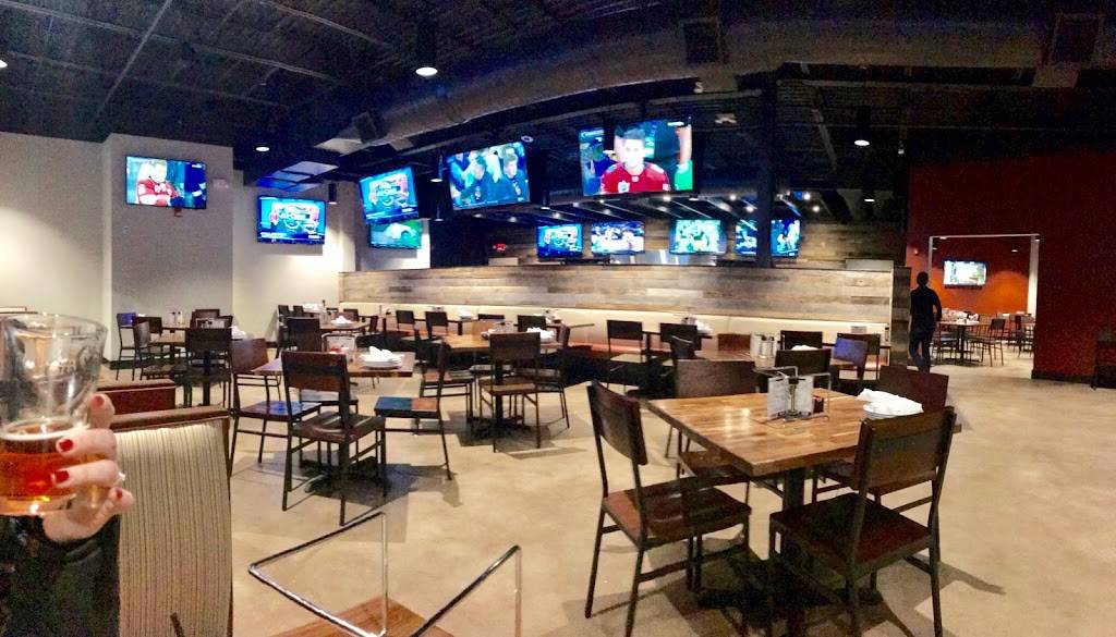 BoomBozz Craft Pizza & Taphouse - Spring Hill | restaurant | 2044 Crossings Blvd, Spring Hill, TN 37174, USA | 9319337954 OR +1 931-933-7954