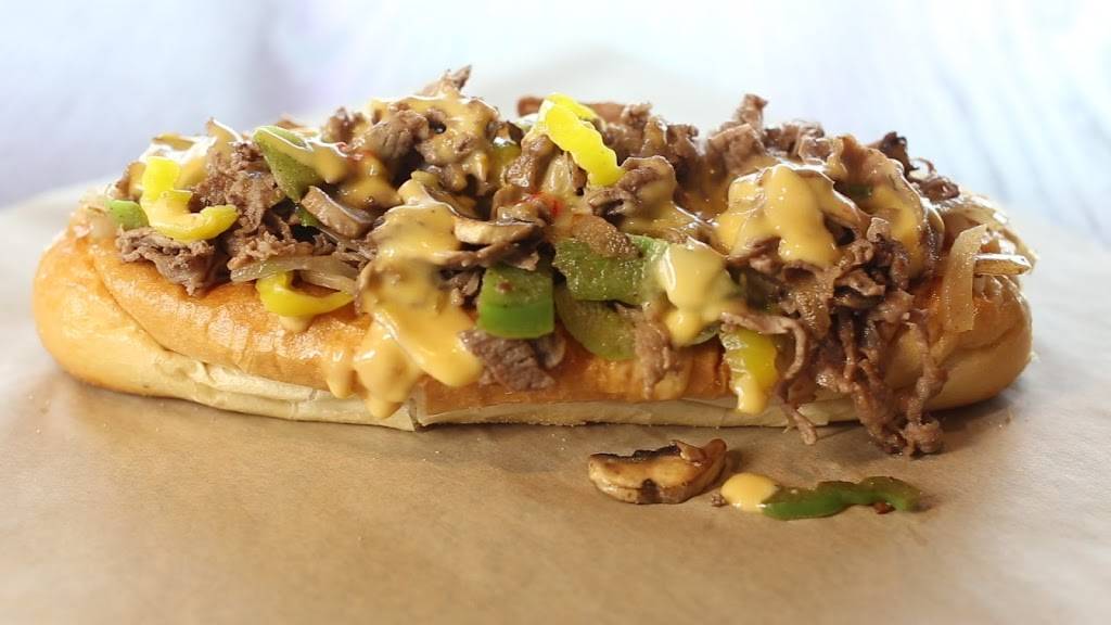 PepperJax Grill | restaurant | 2121 SW Wanamaker Rd #103, Topeka, KS 66614, USA | 7852466222 OR +1 785-246-6222