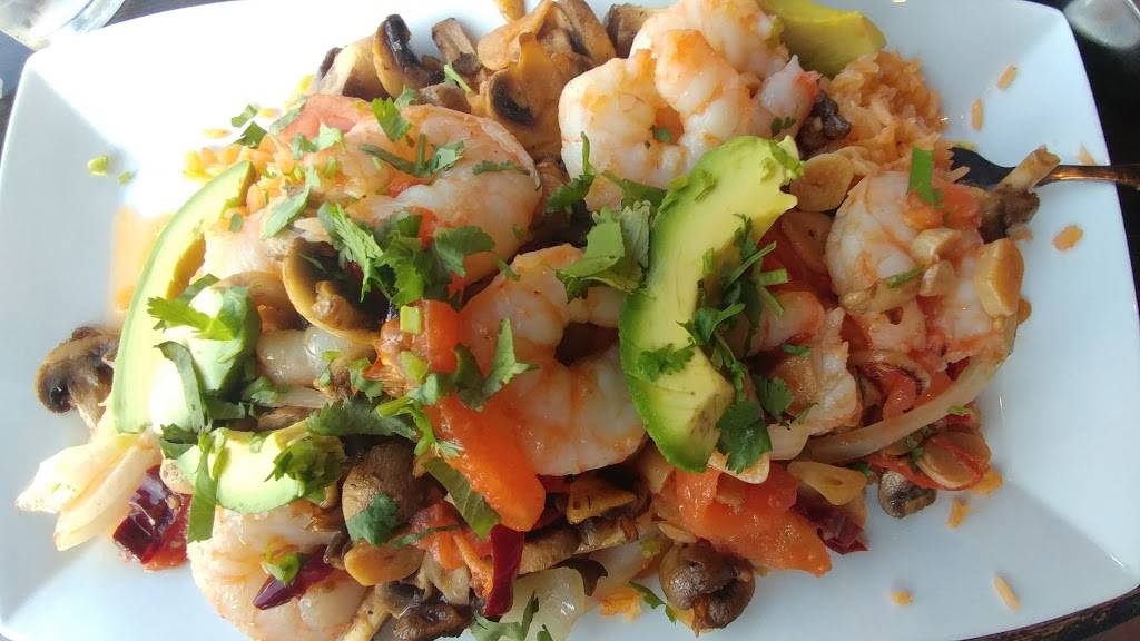 Bravos Mexican Grill | restaurant | 6104 E 71st St Suite 26, Tulsa, OK 74136, USA | 9185767003 OR +1 918-576-7003