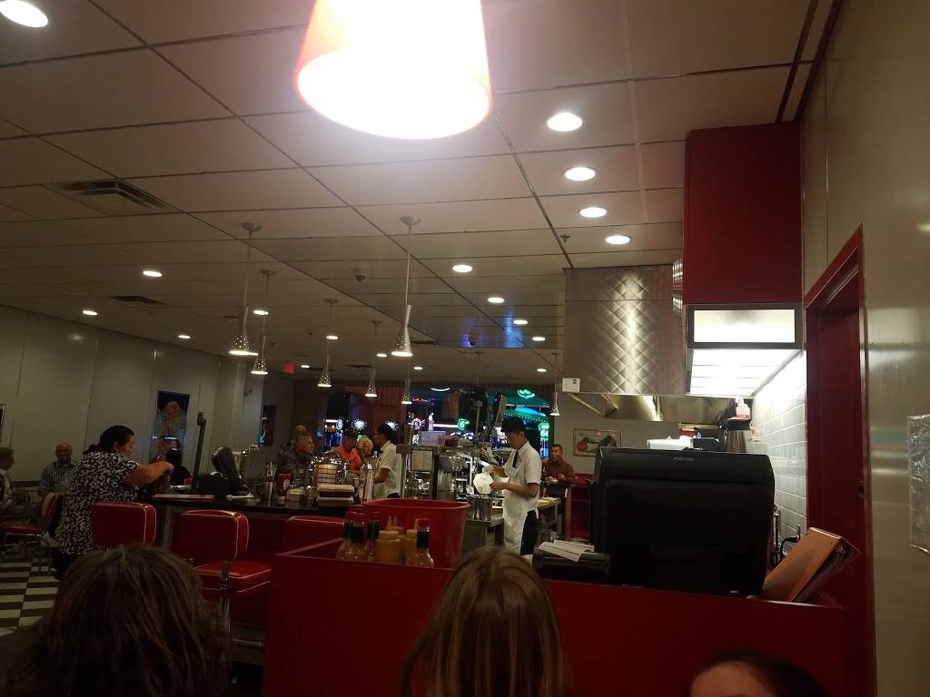 Johnny Rockets | restaurant | 14500 Central Ave SW, Albuquerque, NM 87121, USA | 5053527884 OR +1 505-352-7884