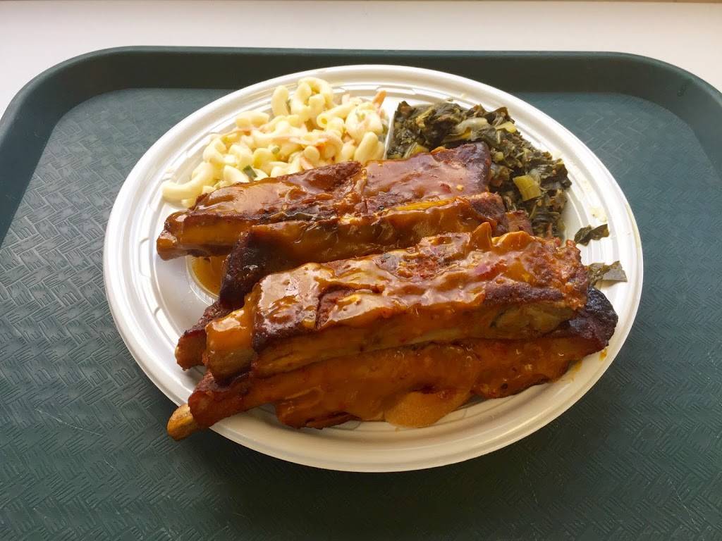 Spicys | restaurant | 225 W Main St, Riverhead, NY 11901, USA | 6317272781 OR +1 631-727-2781