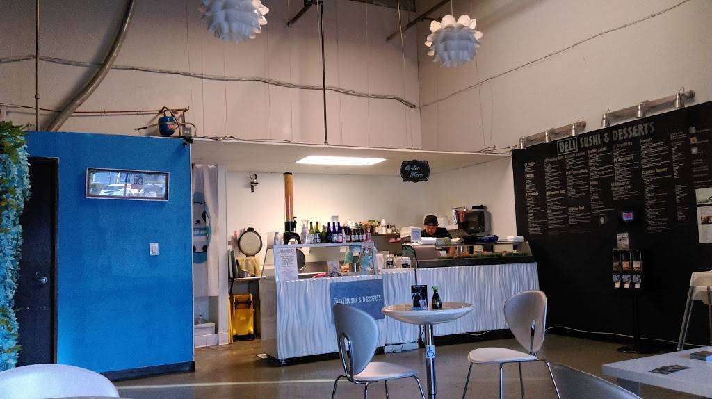 Deli Sushi & Desserts | restaurant | 8680 Miralani Dr, San Diego, CA 92126, USA | 8586099586 OR +1 858-609-9586