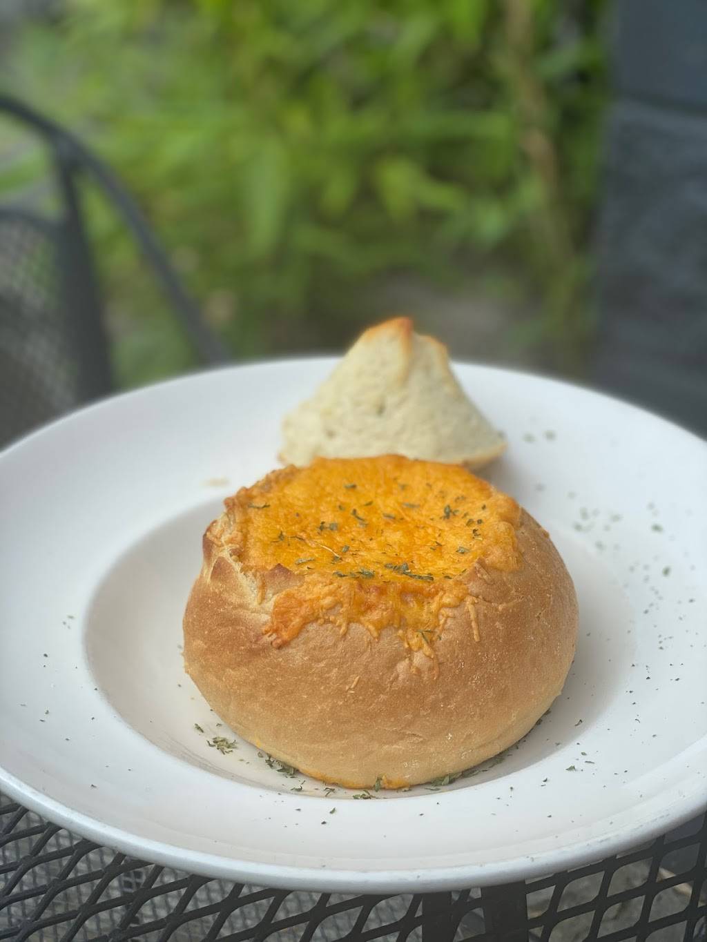 Hall Street Tavern and Grill | restaurant | 8220 SW Hall Blvd, Beaverton, OR 97008, USA | 5034301488 OR +1 503-430-1488