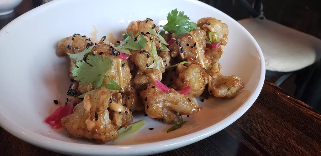 Valor Glencoe | restaurant | 667 Vernon Ave, Glencoe, IL 60022, USA | 8477864324 OR +1 847-786-4324