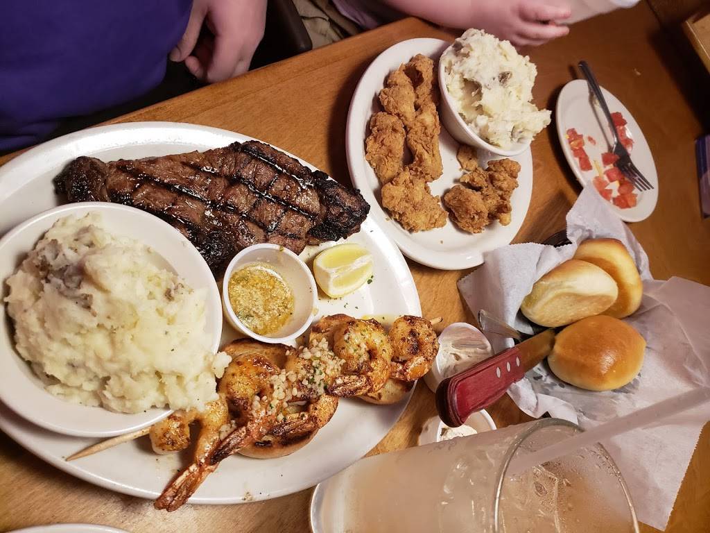 Texas Roadhouse | restaurant | 100 Bradley Drive Northwest, Christiansburg, VA 24073, USA | 5403812900 OR +1 540-381-2900