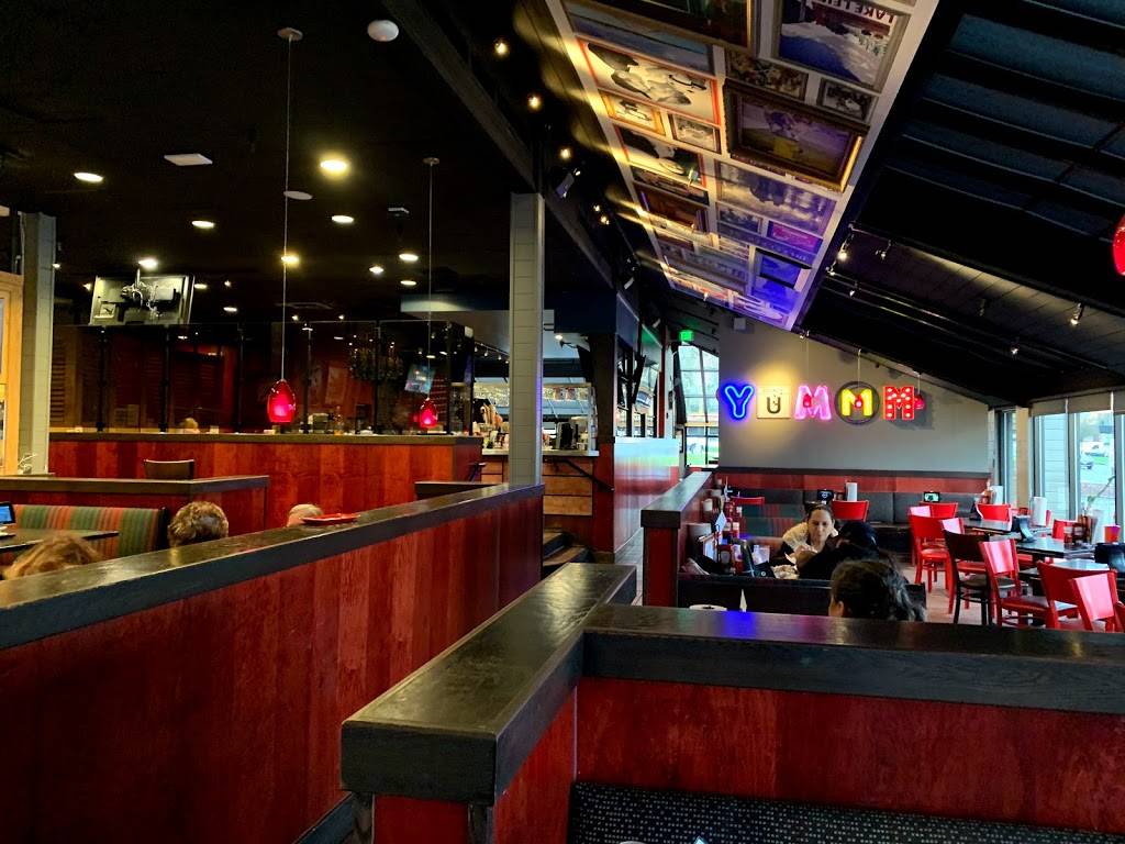 Red Robin Gourmet Burgers and Brews | restaurant | 18410 33rd Ave W, Lynnwood, WA 98037, USA | 4257716492 OR +1 425-771-6492