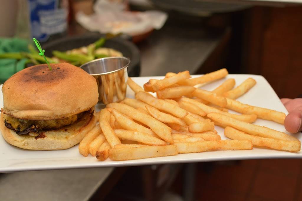 Bandidos Mexican Restaurant | restaurant | 88 Broad St, Cumberland, RI 02864, USA | 4017240342 OR +1 401-724-0342