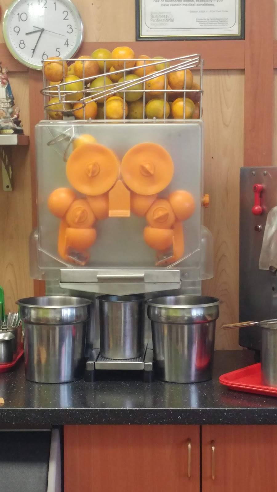 Cilantros Cafeteria & Juice Bar | cafe | 5891 NW 36th St, Virginia Gardens, FL 33166, USA | 3058717278 OR +1 305-871-7278