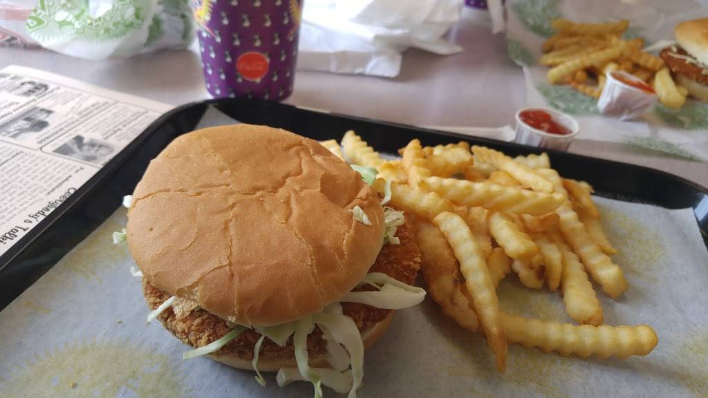 Penguin Point #07- Goshen | restaurant | 601 E Madison St, Goshen, IN 46526, USA | 5745336222 OR +1 574-533-6222