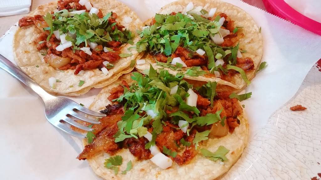 Los Charros | restaurant | 3912 Archer Dr, East Moline, IL 61244, USA | 3097551111 OR +1 309-755-1111