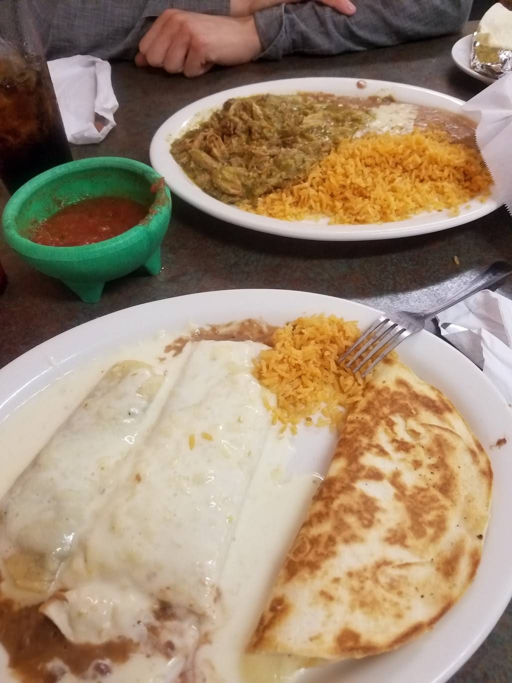 El Metate | restaurant | 1805 Dickerson Pike, Nashville, TN 37207, USA | 6156502099 OR +1 615-650-2099