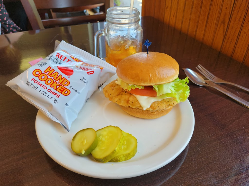 Mays Family Restaurant | restaurant | 1900 Spring Rd, Carlisle, PA 17013, USA | 7174225343 OR +1 717-422-5343