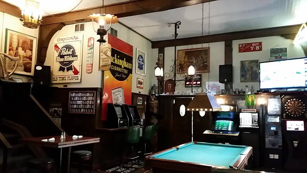 The Ivanhoe Pub & Eatery | restaurant | 231 Main St, Racine, WI 53403, USA | 2626374730 OR +1 262-637-4730