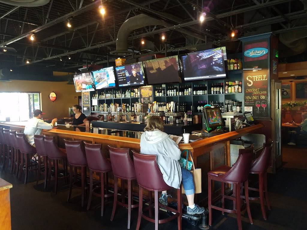 Aubreys | restaurant | 909 W Lamar Alexander Pkwy, Maryville, TN 37801, USA | 8653798800 OR +1 865-379-8800