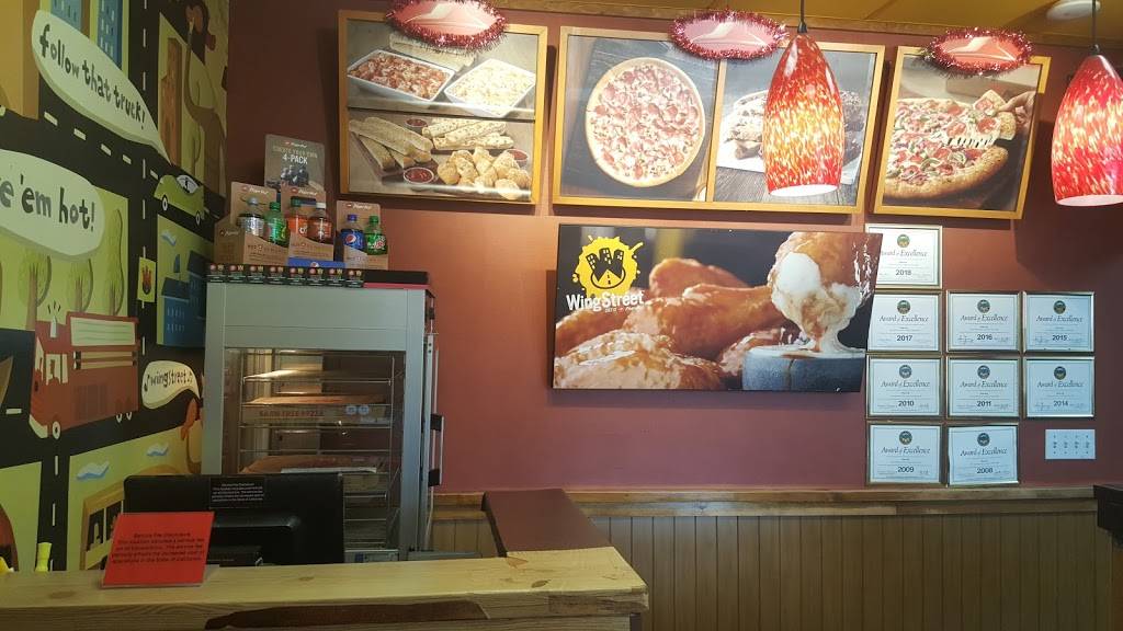 Pizza Hut | restaurant | 2750 Harbor Blvd #1-4A, Costa Mesa, CA 92626, USA | 7147511100 OR +1 714-751-1100