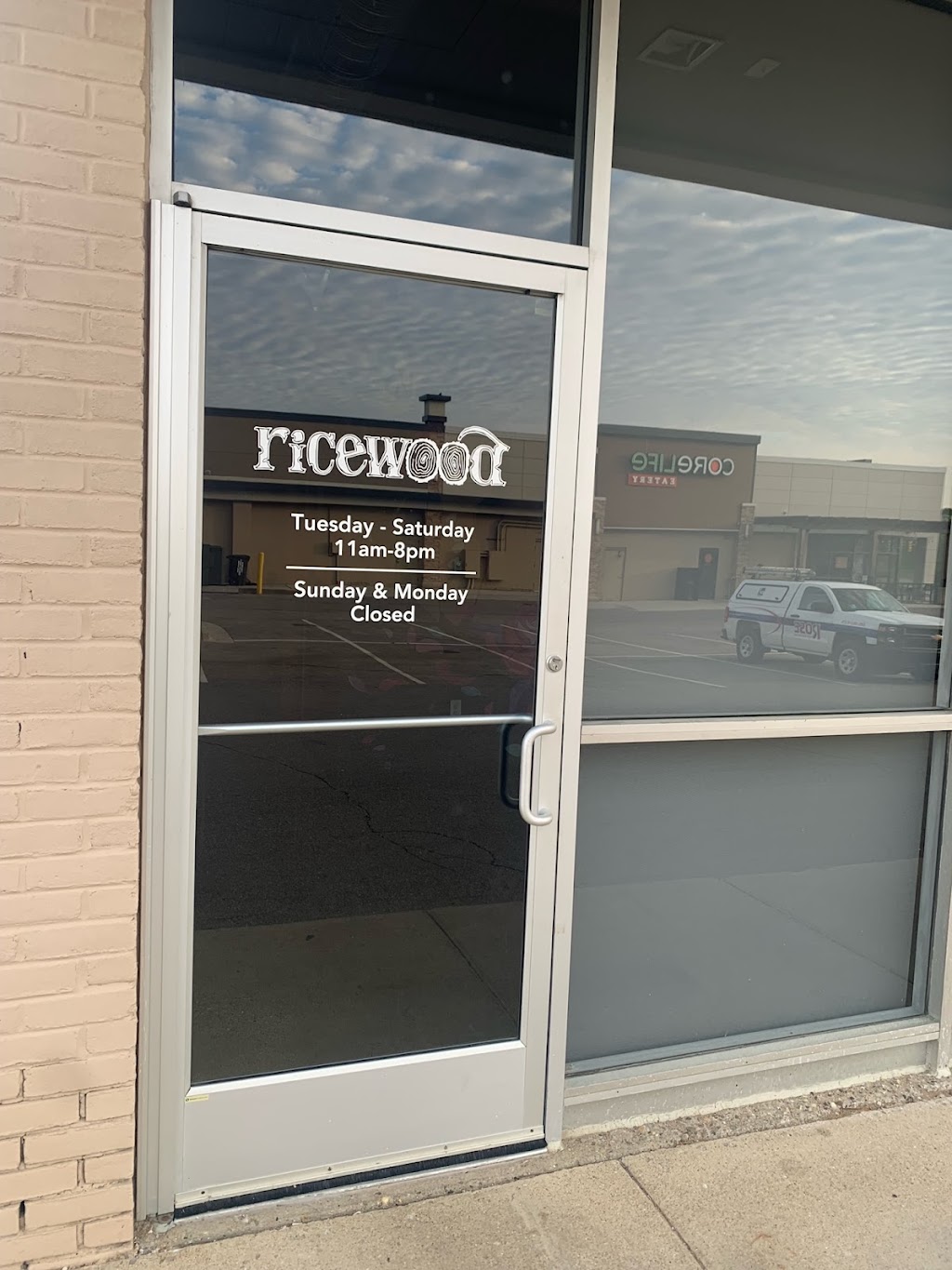Ricewood | restaurant | 245 N Maple Rd, Ann Arbor, MI 48103, USA | 7349295405 OR +1 734-929-5405