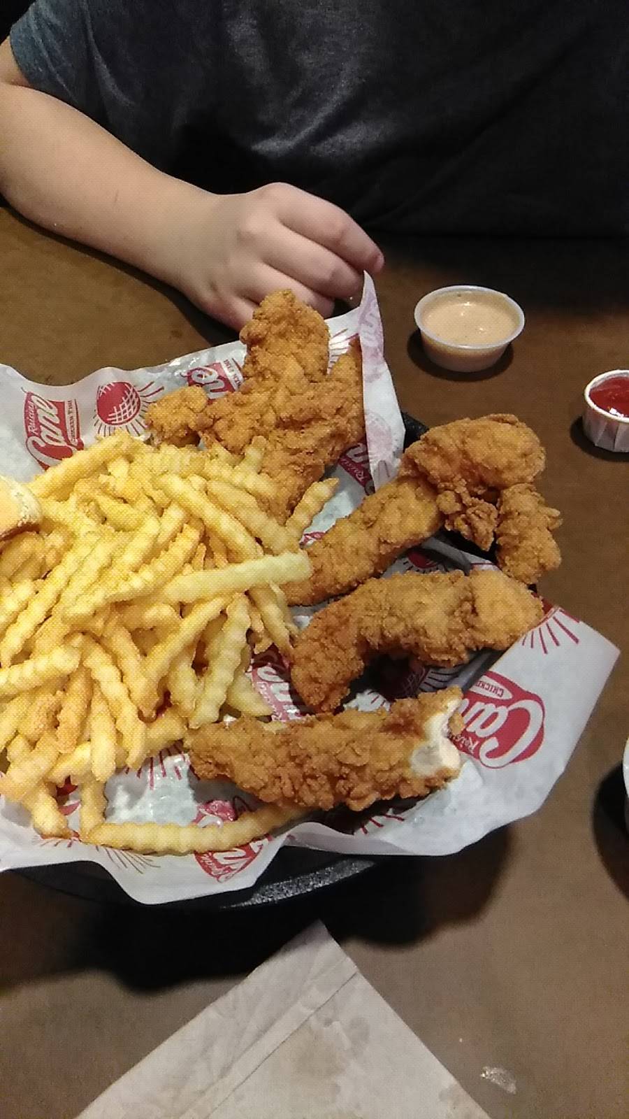 Raising Canes Chicken Fingers | meal takeaway | 7020 Bandera Rd, San Antonio, TX 78238, USA | 2105200629 OR +1 210-520-0629