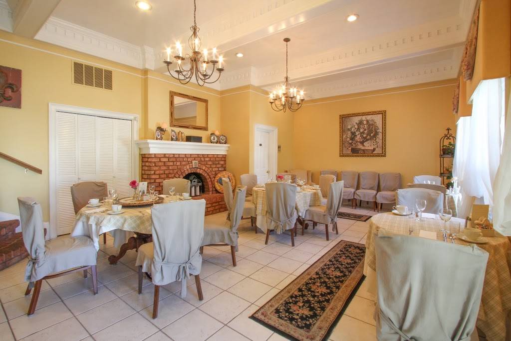 Burke Manor Inn | restaurant | 303 Burke St, Gibsonville, NC 27249, USA | 3364496266 OR +1 336-449-6266
