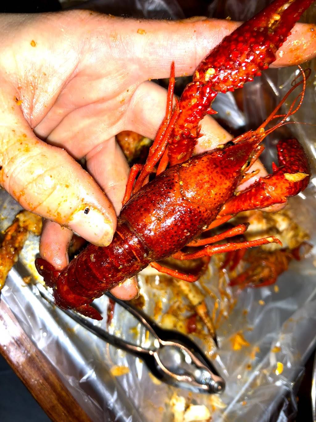 Crab Ave | restaurant | 9435 Kempwood Dr, Houston, TX 77080, USA | 8327671624 OR +1 832-767-1624