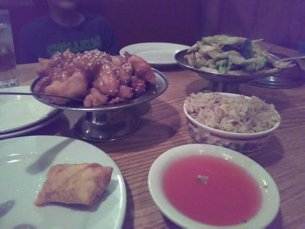 Magic Wok | restaurant | 9504 W Central Ave, Wichita, KS 67212, USA | 3167225528 OR +1 316-722-5528