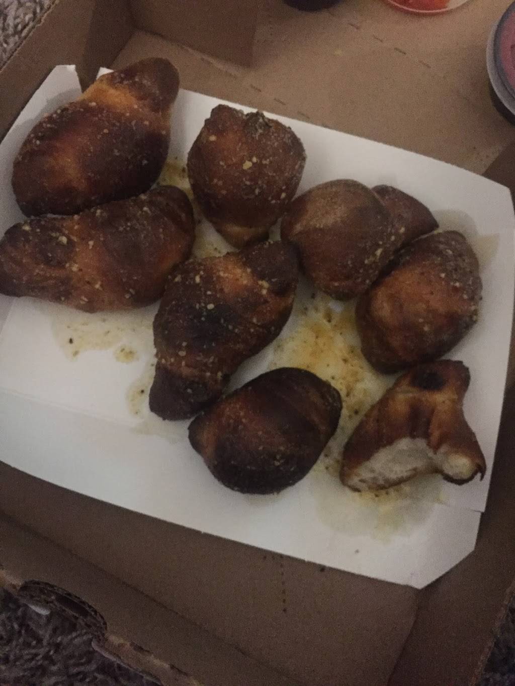 Papa Johns Pizza | restaurant | 11671 Fox Rd, Indianapolis, IN 46236, USA | 3178269595 OR +1 317-826-9595