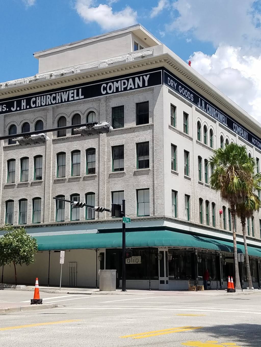 Olio Restaurant | restaurant | 301 E Bay St, Jacksonville, FL 32202, USA | 9043567100 OR +1 904-356-7100