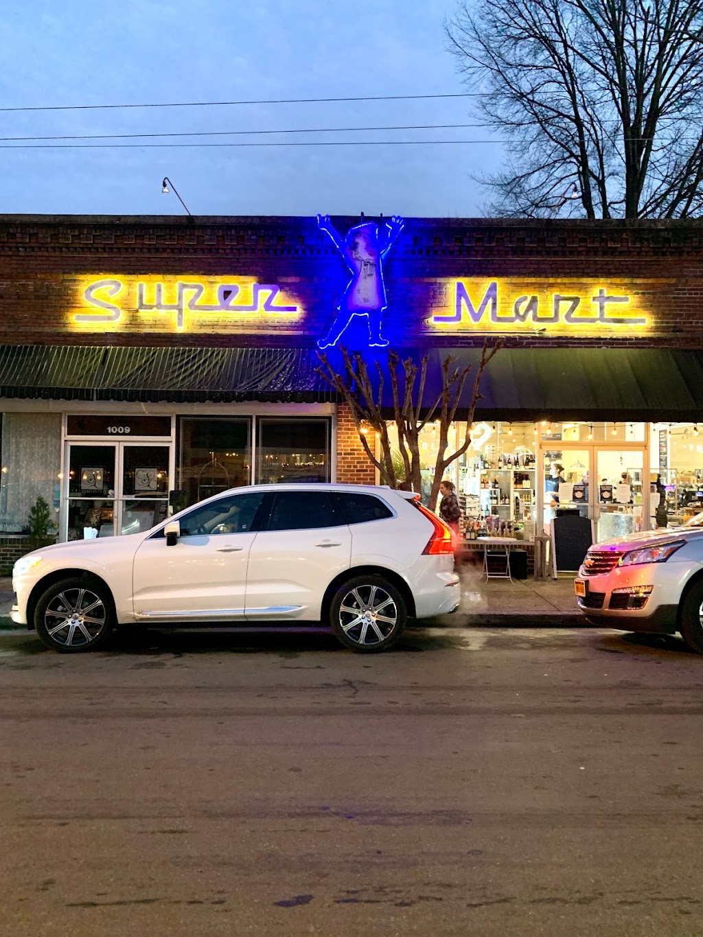 Stellas Grocery - Malvern Gardens | meal takeaway | 1007 Lafayette St, Richmond, VA 23221, USA | 8043580020 OR +1 804-358-0020