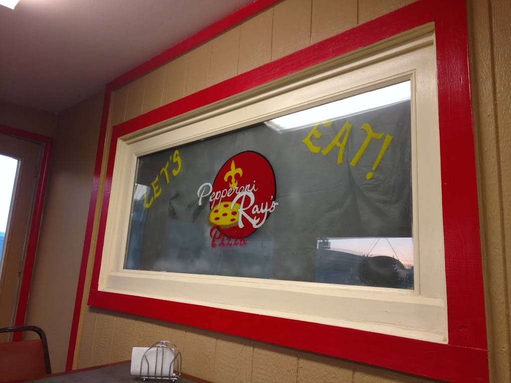 Pepperoni Rays Cafe | restaurant | 5339 Franklin Ave, New Orleans, LA 70122, USA | 5042814220 OR +1 504-281-4220