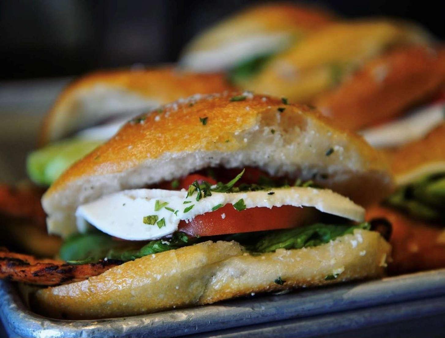 Two Brothers Pizzeria & Restaurant | restaurant | 291 Sam Ridley Pkwy E #130, Smyrna, TN 37167, USA | 6154627948 OR +1 615-462-7948