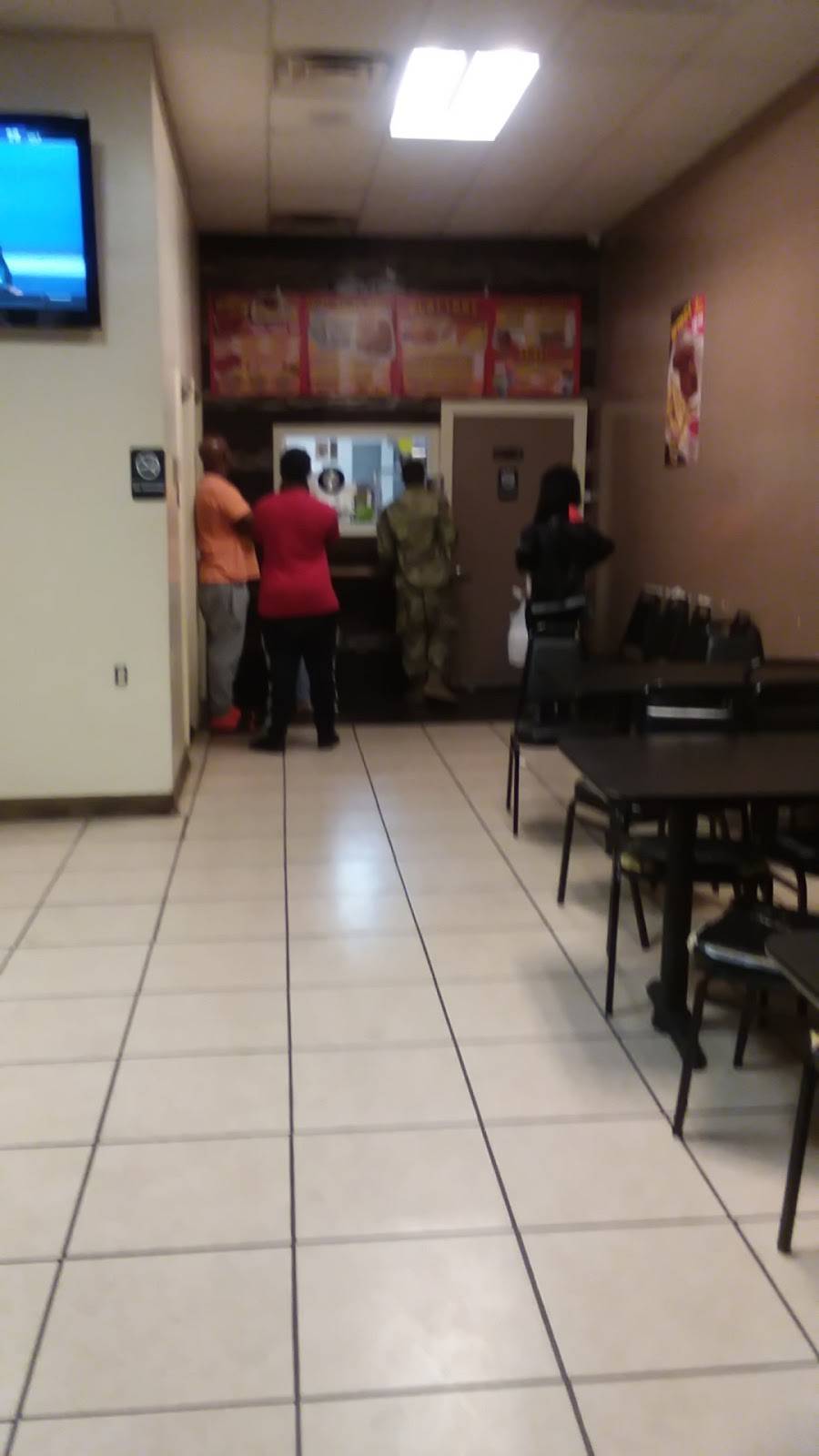 Wing Snack Express | restaurant | 3570 Holiday Dr #1, New Orleans, LA 70114, USA | 5043666225 OR +1 504-366-6225