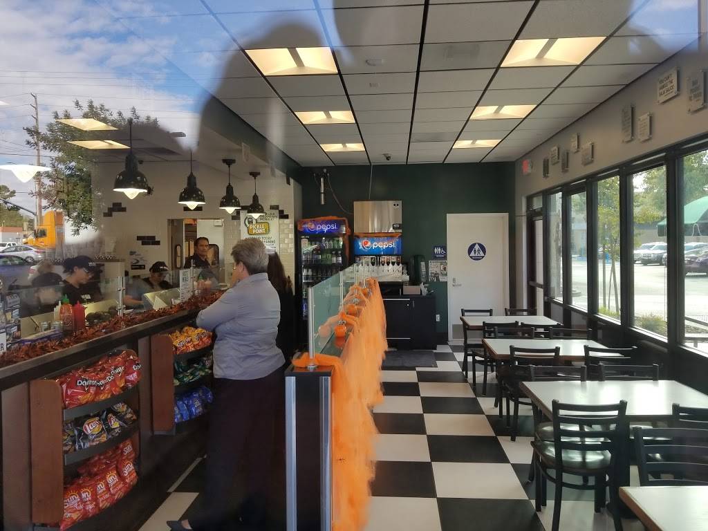 Mr. Pickles Sandwich Shop | restaurant | 514 W Kettleman Ln, Lodi, CA 95240, USA | 2092637211 OR +1 209-263-7211